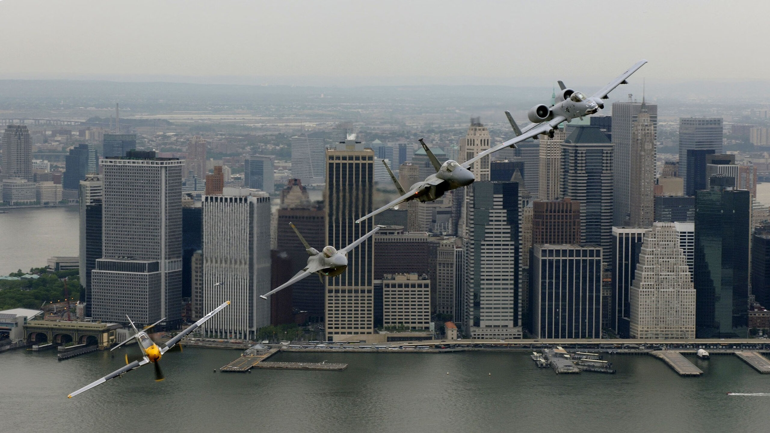 狼队痛失客场胜机,遗憾错失三分,狼队qg