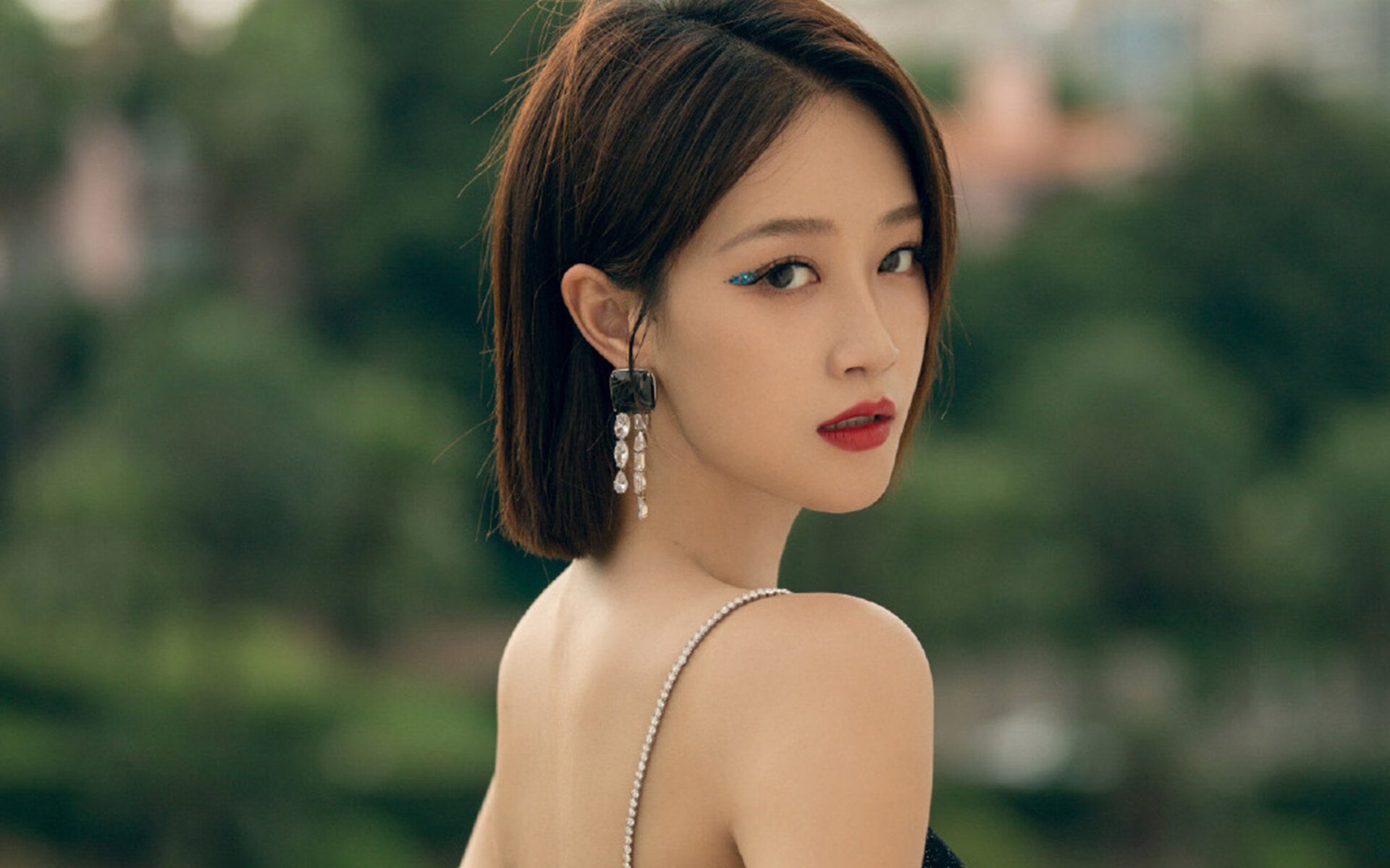 kaiyun中国官方网站-皇马功亏一篑，全队高层紧急开会商讨对策，皇马本轮比赛