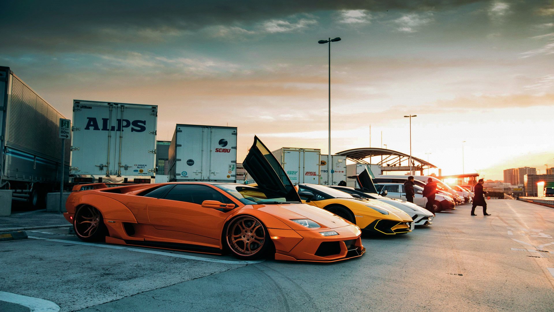 开云官网APP下载-C罗赛前鼓舞全队展现老将风范，c罗踢比赛