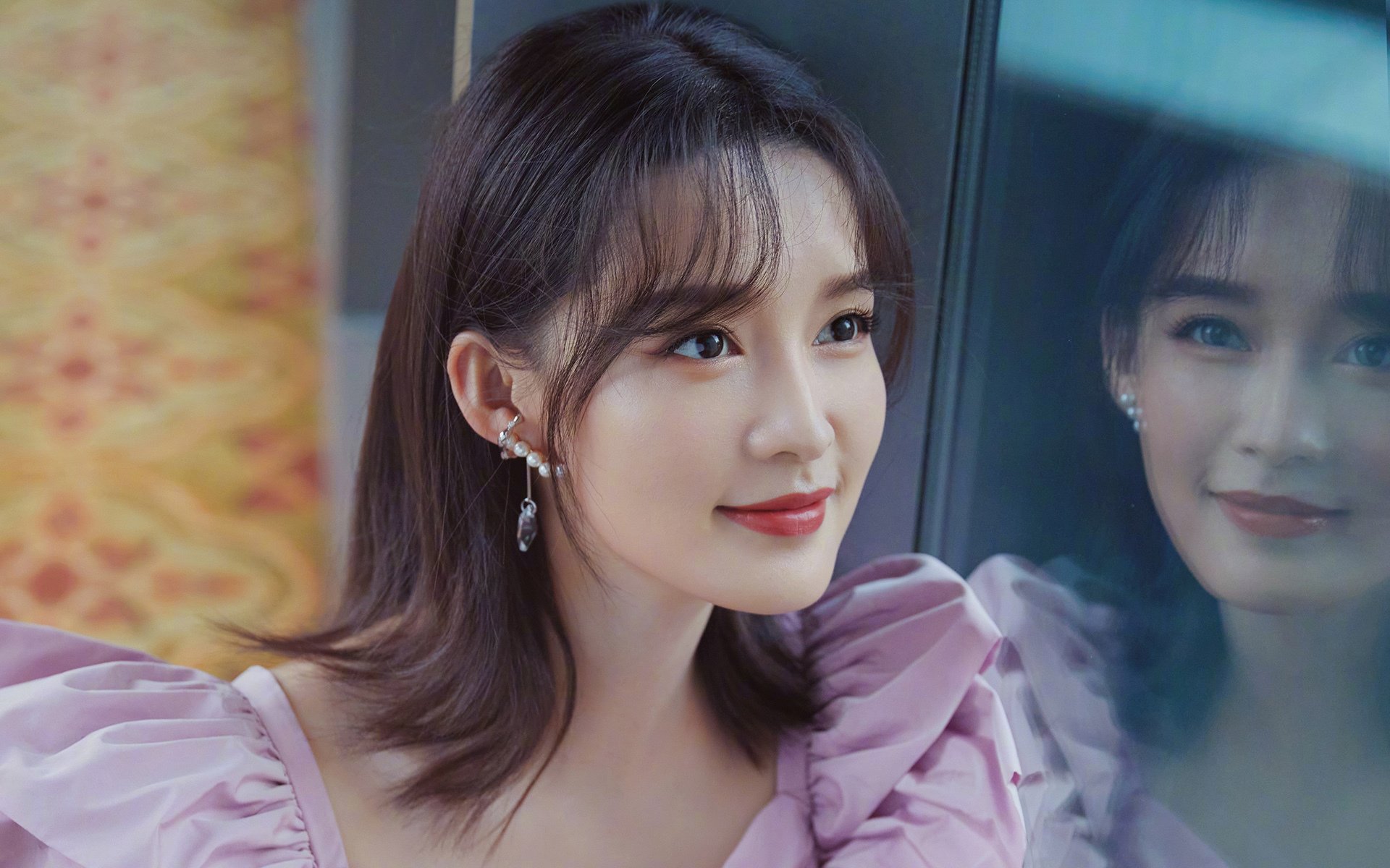 校园足球增加女子球队参与度促进性别平衡发展,开展女子足球比赛的意义